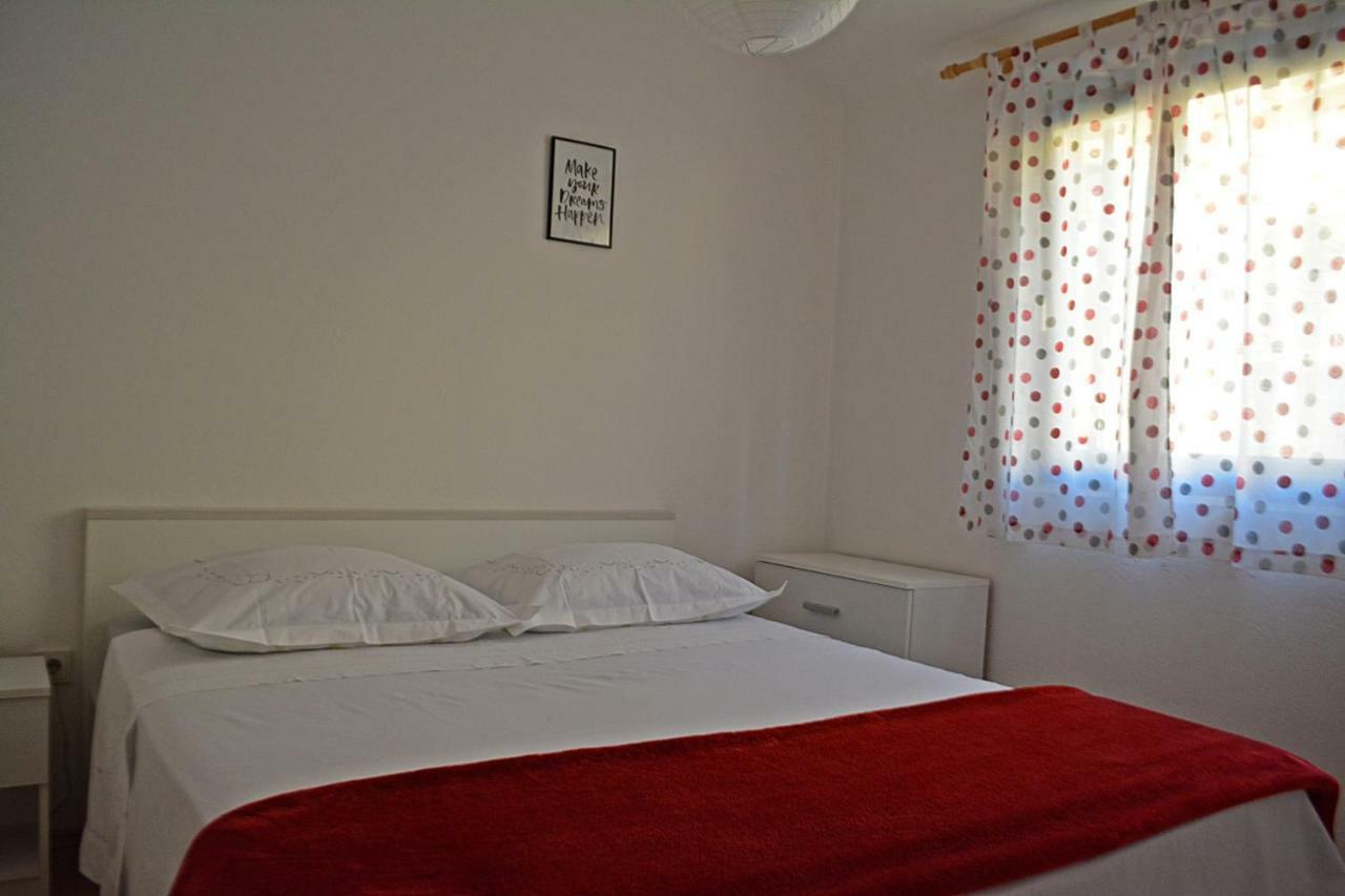 Cosy Sunset Apartment Омиш Экстерьер фото