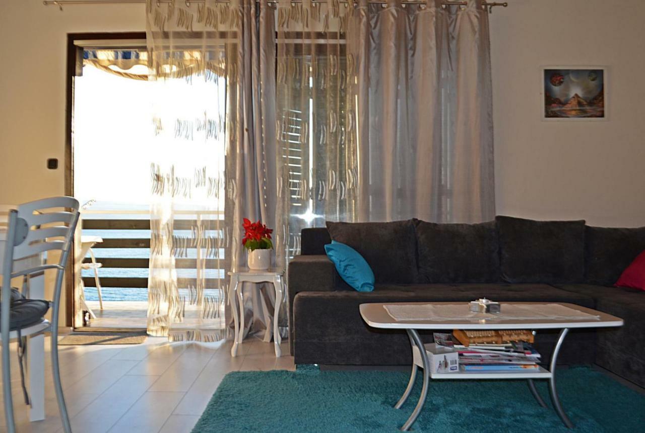 Cosy Sunset Apartment Омиш Экстерьер фото